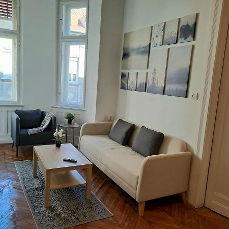 Emerald Apartment Budapest Exterior photo